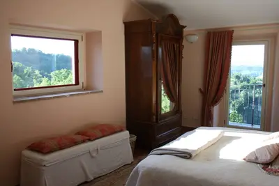 Casa Amorosa is A House On Three Floors With A Habitable Cellar And Two Terraces.