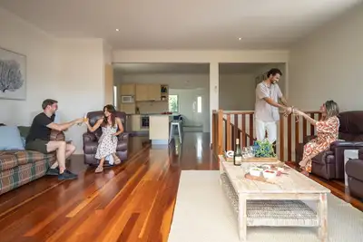 Image de Gone Surfing - In the heart of Nelson Bay Village