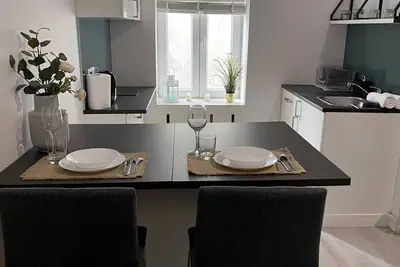 Image de Wspólna 54a - studio apartment in City Center