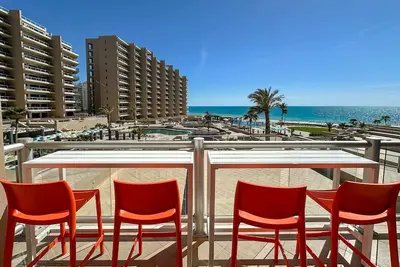 Image de Luxury 4 Bed Condo with Huge Deck
