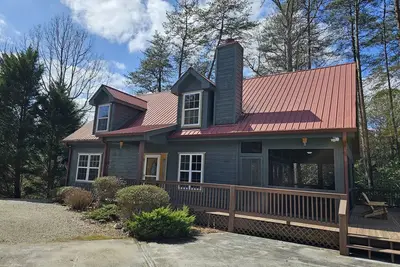 Image de Beautiful 2 Br, Mtn Views, Hot tub, Screened Porch, Fiber Optic Internet