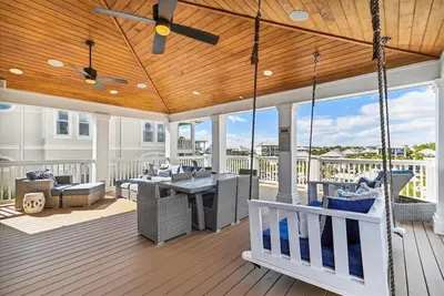 Image de Seacrest Beach Home with Oversized Poolside Balcony & Direct Lagoon Pool Access