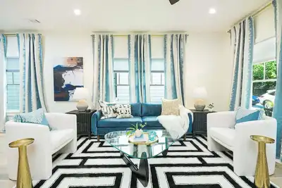 Image de This townhouse is a 2 bedroom(s), 2. 5 bathrooms, located in Atlanta, Ga.