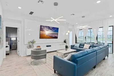 Image de Super Ritzy – 9br • 9ba • Loft + Private Pool