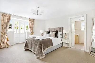Image de Entire spacious apartment - central Harrogate