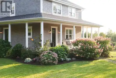 Image de Luxury Rental Located In New Glasgow, Minutes To Amazing Restaurants and Beaches