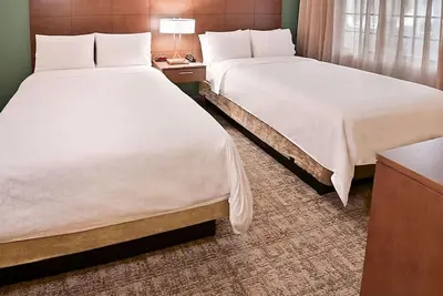 Image de Pets are Allowed Here! Large Suite! w/ Onsite Pool, Free Breakfast!