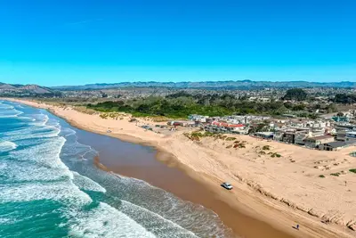 Image de 1362 Strand Way: 3 Br, 4 Ba House in Oceano, Sleeps 8