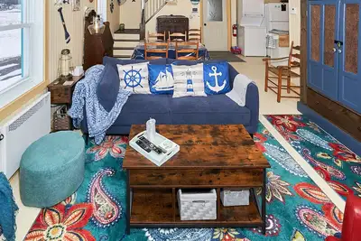 Image de Beautiful farmhouse in front of the magnificent St-Lawrence river! \nPet-friendly