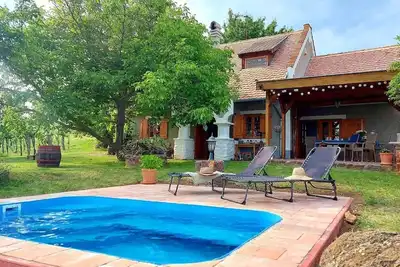 Image de Maison de vacances Köveskál pour 1 - 6 personnes avec 3 chambres à coucher - Maison de vacances
