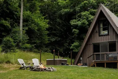 Image de Peaceful A-Frame Chalet w/ Hot Tub, Mtn Views Near Hunter + Kaaterskill Falls