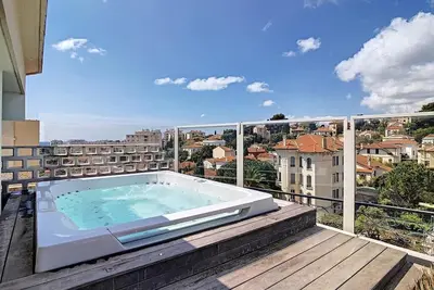 Image de Appartement Toit Terrasse Avec Jacuzzi Pour 4 Personnes