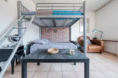 Image de Chambre spacieuse dans une maison de plain pied