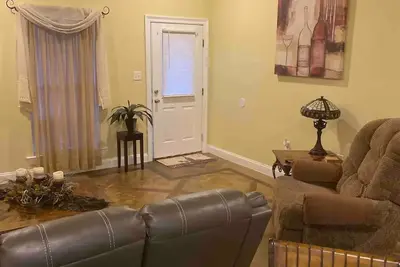 Image de “Wine Down” in our beautiful wine themed townhome. \n\n
