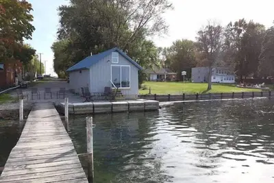 Image de The Boathouse. A Waterfront Retreat on East Harbor