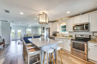 Image de Cape San Blas Home w/ Pool Access: Walk to Beach!