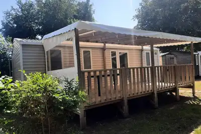Image de Mobil-home Confort 32m² - 3 chambres - Terrasse couverte - Tv - lave-vaisselle 6 personnes