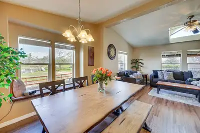 Image de Covered Patio: Lincoln Vacation Rental!