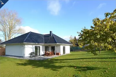 Image de Ferienhaus Zirchow 3 - Modernes, 125 m² Ferienhaus für bis zu 8 Gäste, Garten, Grillmöglichkeiten,