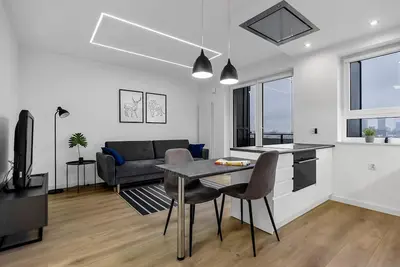Image de 12th Floor Wola Modern Apartment