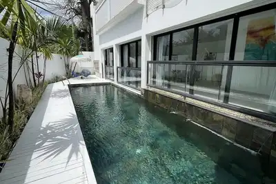 Image de Villa moderne Ă Trou aux Biches