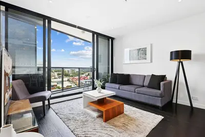 Image de Chic 1-Bedroom Apartment with Pool and Gym
