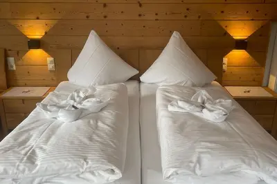 Image de Mehrbettzimmer - Gästehaus Holl
