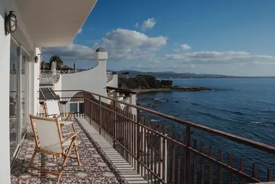 Image de Appartamento 4 camere, scesa al mare privata