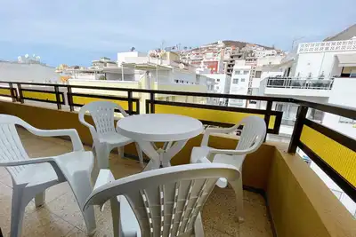 Image de 2 Dormitorios con Balcón en el Centro de Los Cristianos
