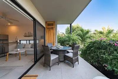 Image de Modern condo in cetral location