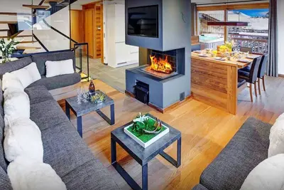 Image de Chalet de luxe avec Jacuzzi, terrasse ensoleillée
