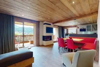Image de T4 luxueux à coté des commerces et des pistes