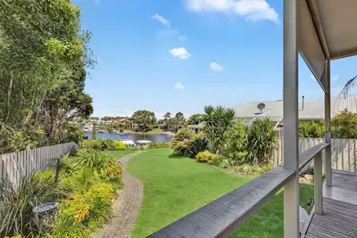 Image de Sheerwater Jetty - Make your next getaway a truly memorable one