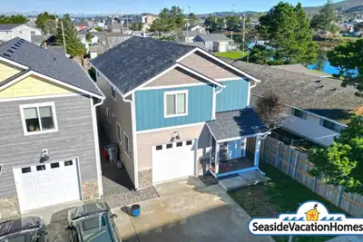 Image de House Oceanic at Seaside Beach