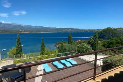Image de villa superbe vue mer Ă 10 mn en voiture de la plage de Palombaggia
