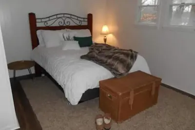 Image de Beautiful 2 Bedroom Cottage On Beals Lake, Mi