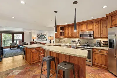 Image de North Of Nell, Unit 3b