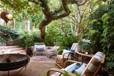 Image de Beach access 4-bedroom historical home in Rustic Canyon Santa Monica, Ca with Ac