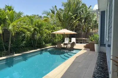 Image de Fll Art District~Cozy~Pool Home~Close to Beach