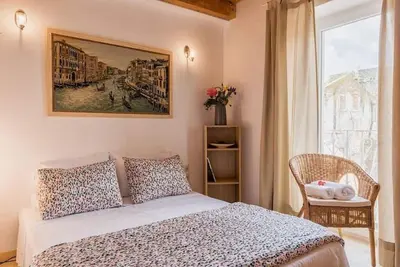 Image de Andrien's apartment  Velissariou