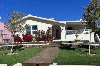 Image de Bugambilia House