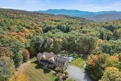 Image de Vermont Vacation Villa—Grapevine Getaway