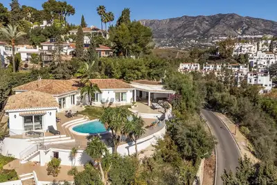 Image de Belle maison à Mijas avec WiFi