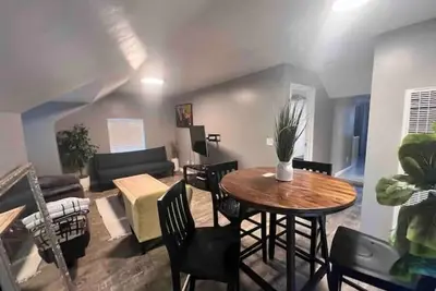 Image de Spacious Victorian 2 bedroom by the lake Merritt