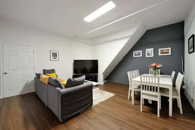 Image de Private and Cozy  3 Bedroom in the heart of Manhattan.