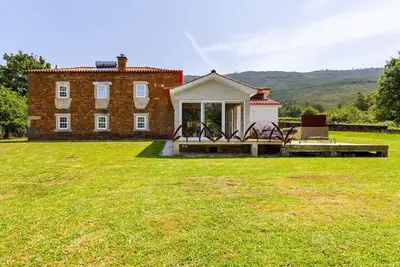 Image de Belle maison de vacances privée avec climatisation, Wifi, Tv, patio et parking