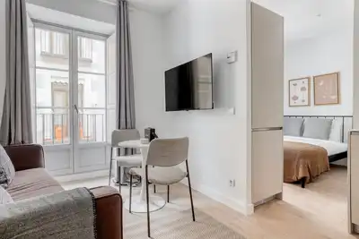 Image de Clean Malasaña 1br w/ Elevator, nr Gran Via, by Blueground