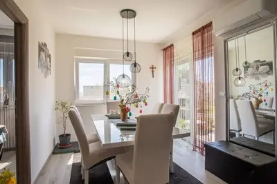 Image de Appartement d'une chambre avec la terrasse Kastel Stari, Kastela (A-22590-a)