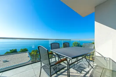 Image de Appartement d'une chambre avec la terrasse et la vue sur le mer Brela, Makarska (A-20229-f)