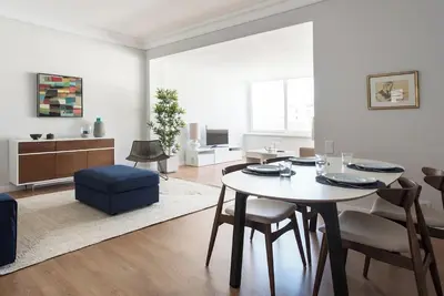 Image de Appartement élégant et lumineux à Estoril by Lch